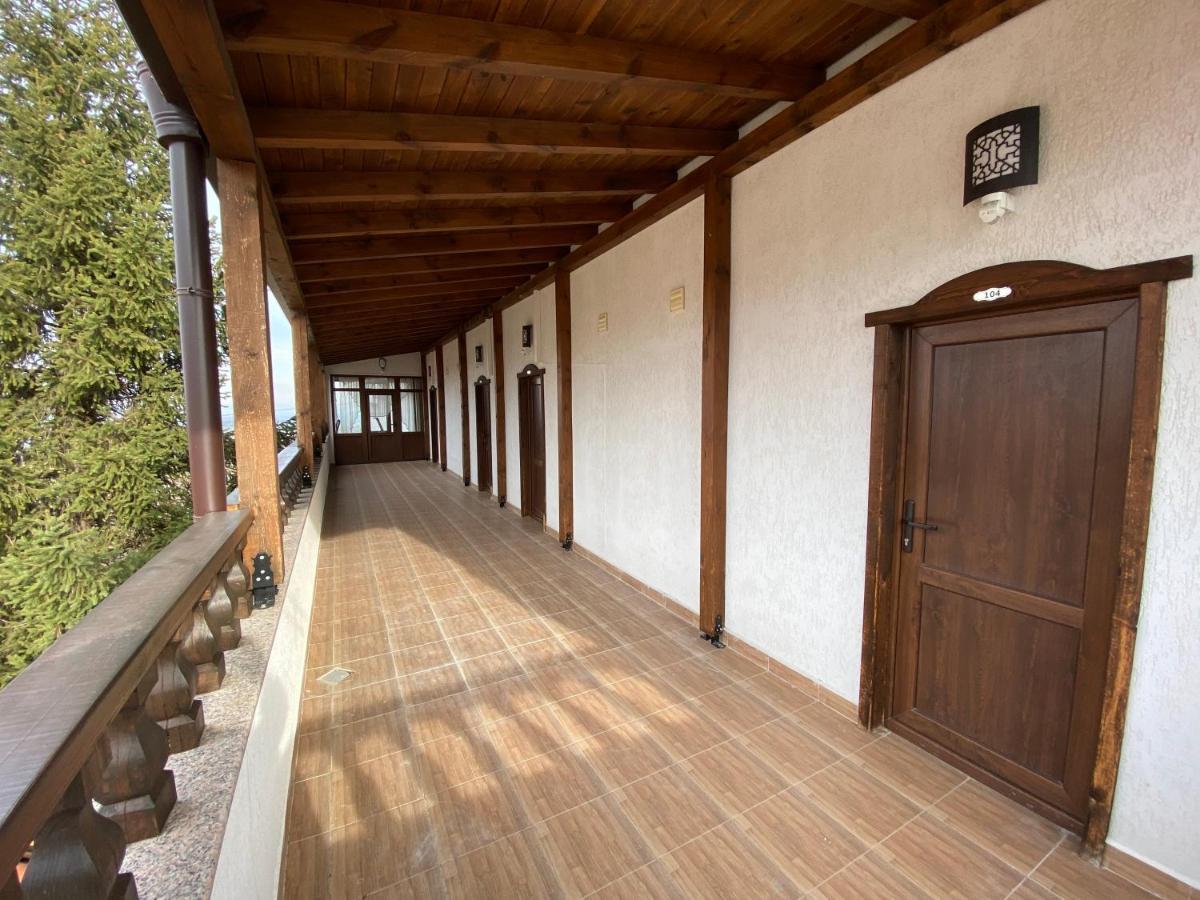 Семеен Хотел Конака Asenovgrad Exterior foto